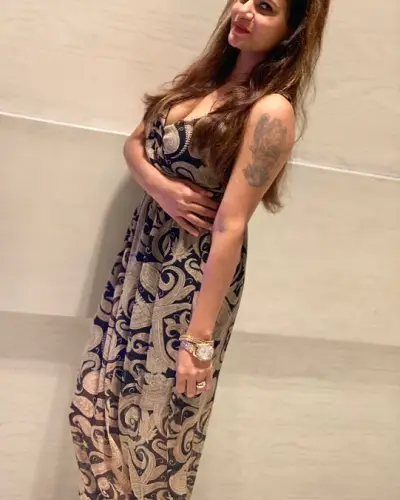 Mahasi Escort
